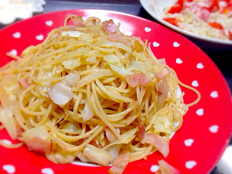 キャベツとベーコンのパスタ|もかちぃさん