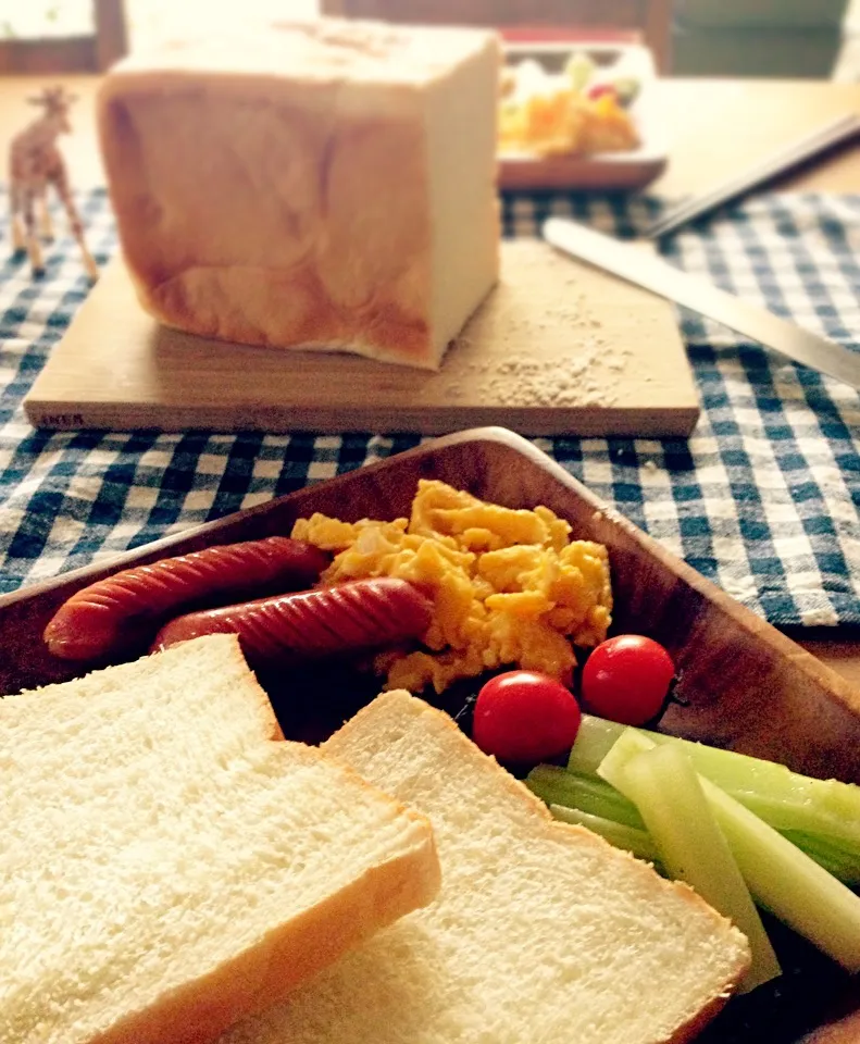 もっちりペリカン食パン🍞|Yuriさん