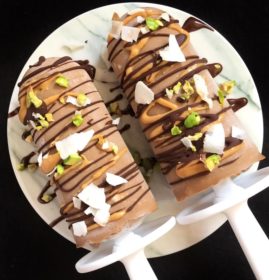 Chocolate coconut avocado popsicle|coxiella24さん