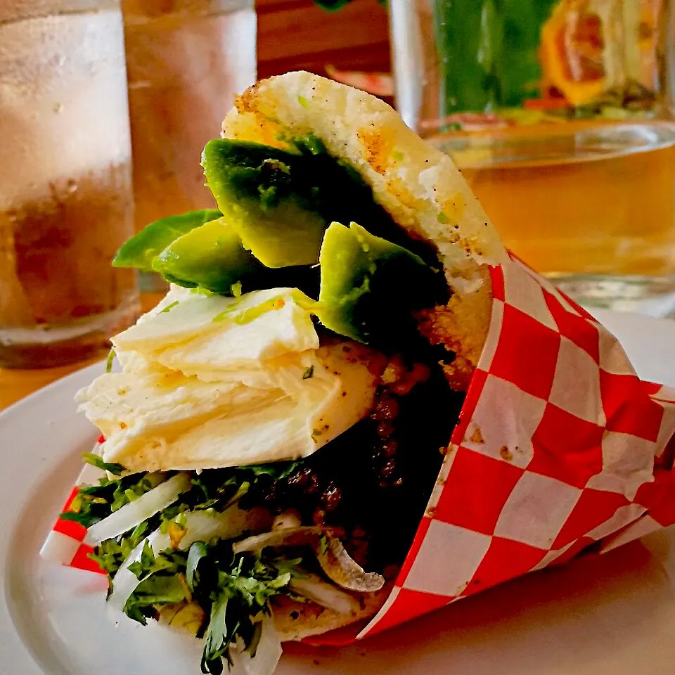 Grilled steak Arepas with handmade cheese and avocado@lafuentebakery, Kissimmee,  FL, USA.  Super delicious! #arepas  #foodies #yummyfood #kissimmee|Jihollandさん