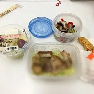 Snapdishの料理写真:トンテキ きのこのピクルス セブンのとり天|ちあきさん