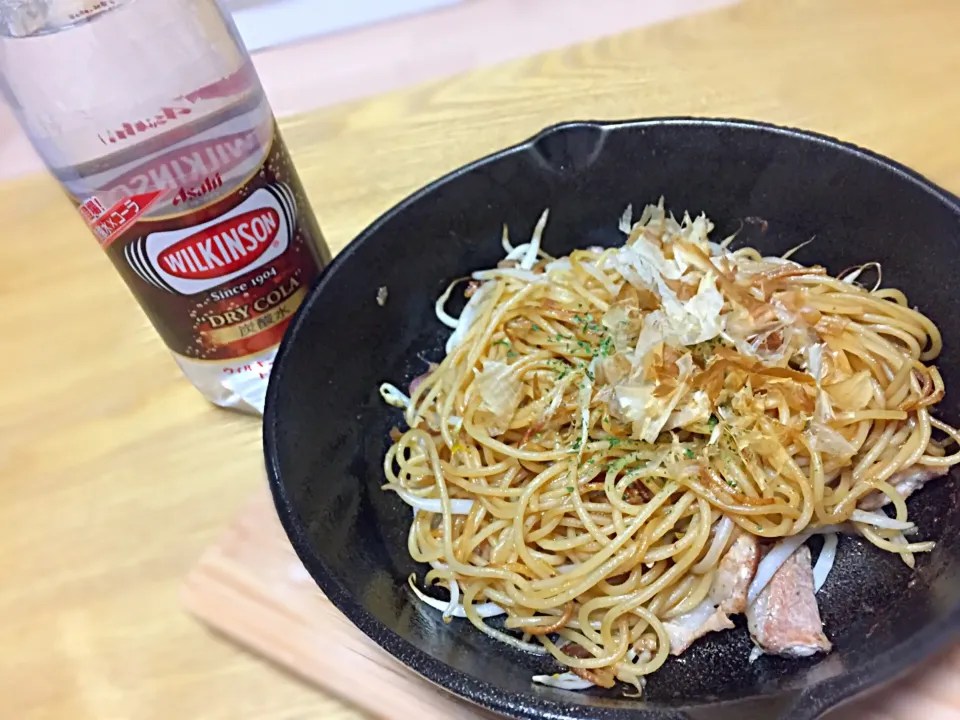 Snapdishの料理写真:パリパリ焼きそば風のパスタ♪|あやさん