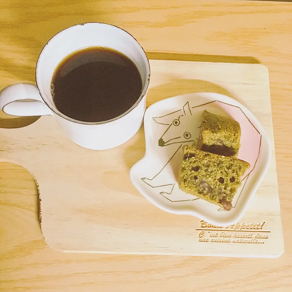 玉屋珈琲さんのスペシャルブレンドと、緑茶とあんこのスキレットケーキ。|handmadechickさん