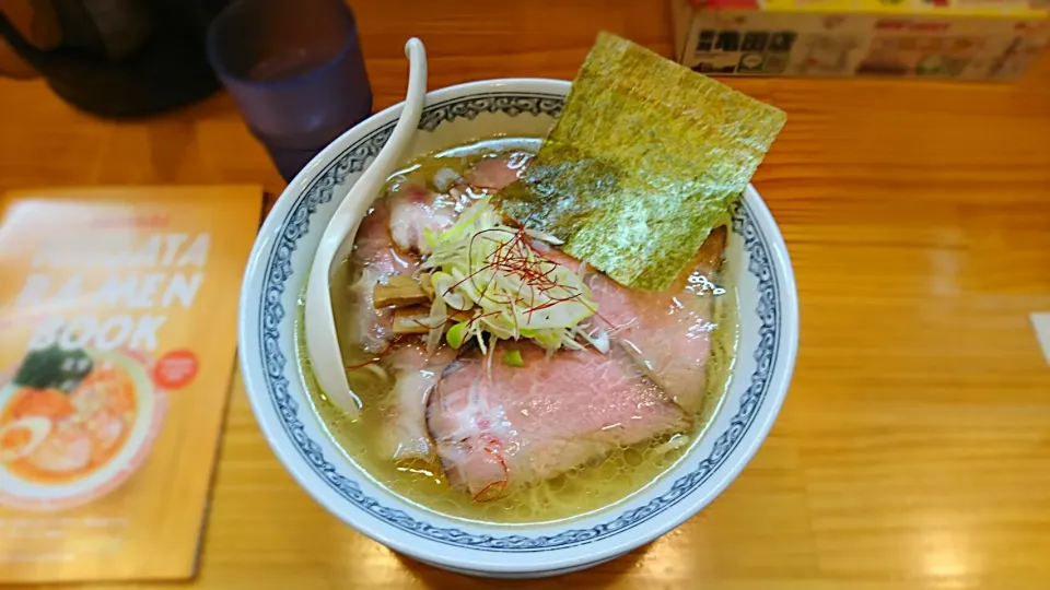 らーめん らいふ 塩肉そば 大盛り|ミナミ ヒロヤさん