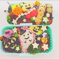 秋の遠足ハロウィン弁当🍱

・黒猫おにぎり
・おばけおにぎり
・ミイラウインナー
・卵焼き🎃
・にんじんのグラッセ🎃
の、ハロウィンメニューに
・オクラの肉巻き
・ブロッコリー
・フライドチキン
・ミートボール
・ミニトマト
・サクランボ
・桜漬け

星のスライスチーズは100均の型抜き
星と黒猫の海苔は100均のクラ|古田 有希さん