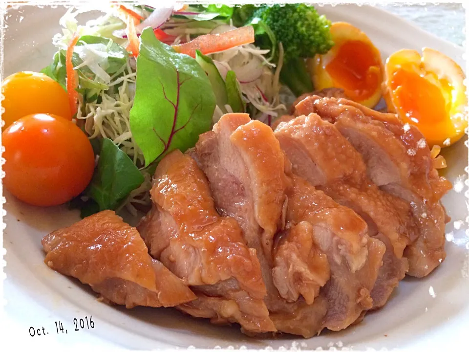 桜央里さんの料理 調味料三つで簡単美味しい🎶ジューシーチキンのさっぱり煮🐔|みきおさん