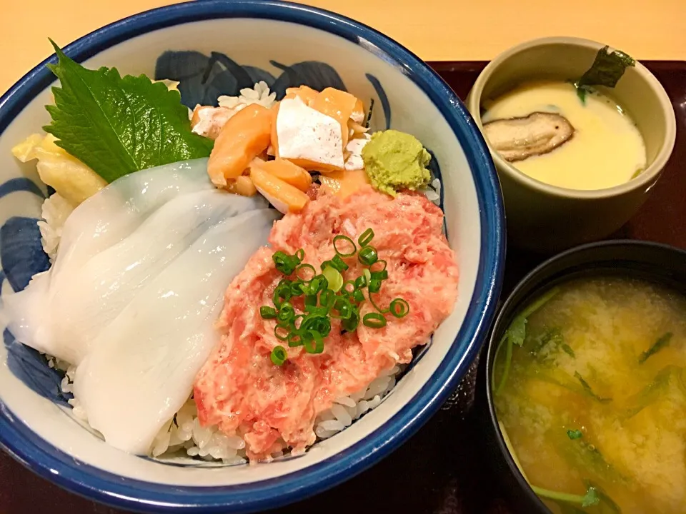 三色丼（大盛）|ゆうじ.さん