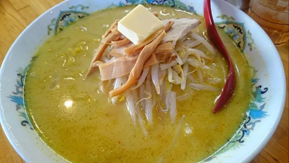 札幌館の味噌カレー牛乳ラーメン|大宮 輝久さん