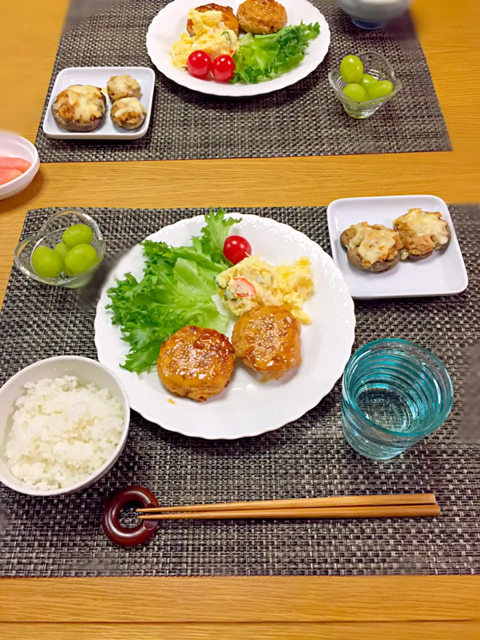 Snapdishの料理写真:つくねバーグ！で夕飯💕|まめごろうさん