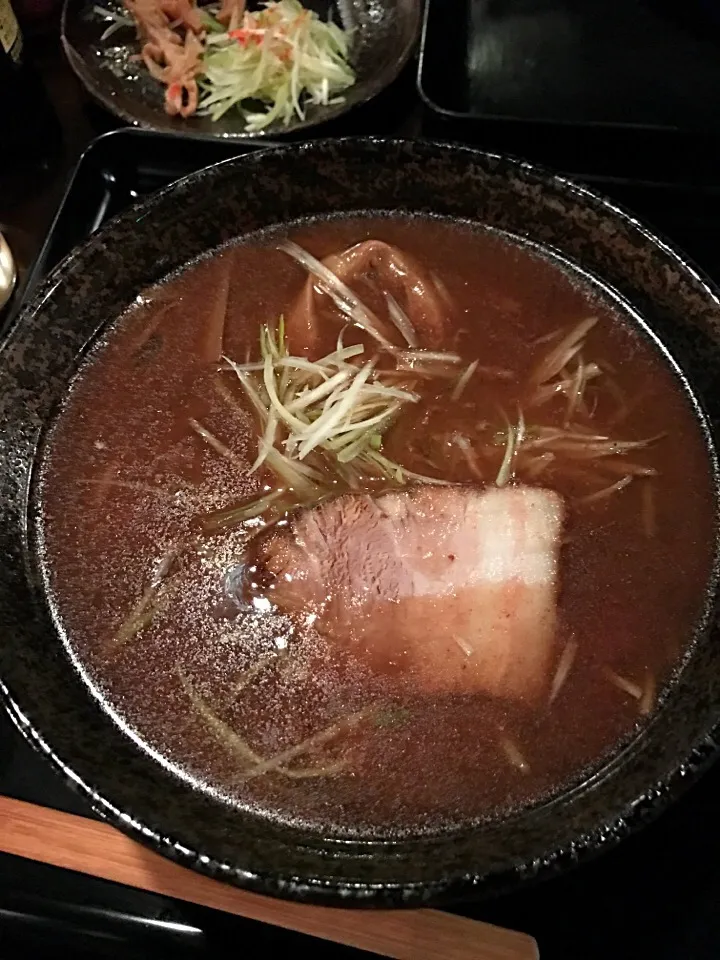 Snapdishの料理写真:「もちもちの木(北新宿)」で、久々に「中華そば(小)！」を、実食！！！      ⭐️いつもの通りにスープは「チンチン！」で、、、、まいう〜〜(*^_^*)|shinozakiさん