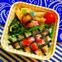 Snapdishの料理写真:のり弁梅おかか|Tomoko Ogiwaraさん