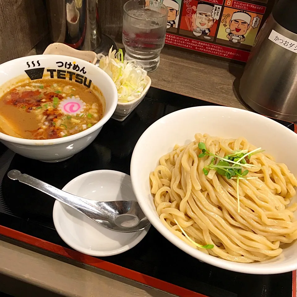 大阪でつけ麺なランチ‼︎|Yoshinobu Nakagawaさん