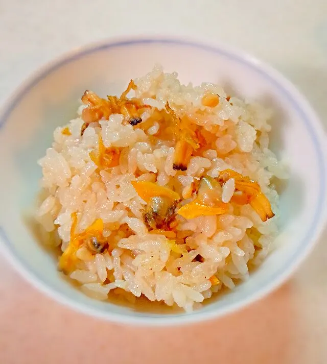 Snapdishの料理写真:あさりと生姜の炊き込み御飯♡|ゆっこさん