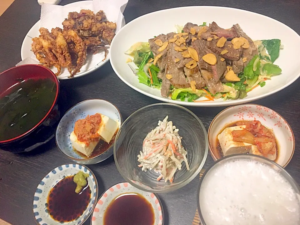 Snapdishの料理写真:お肉！揚げ物！惣菜！(笑)晩御飯〜|ゆりえさん