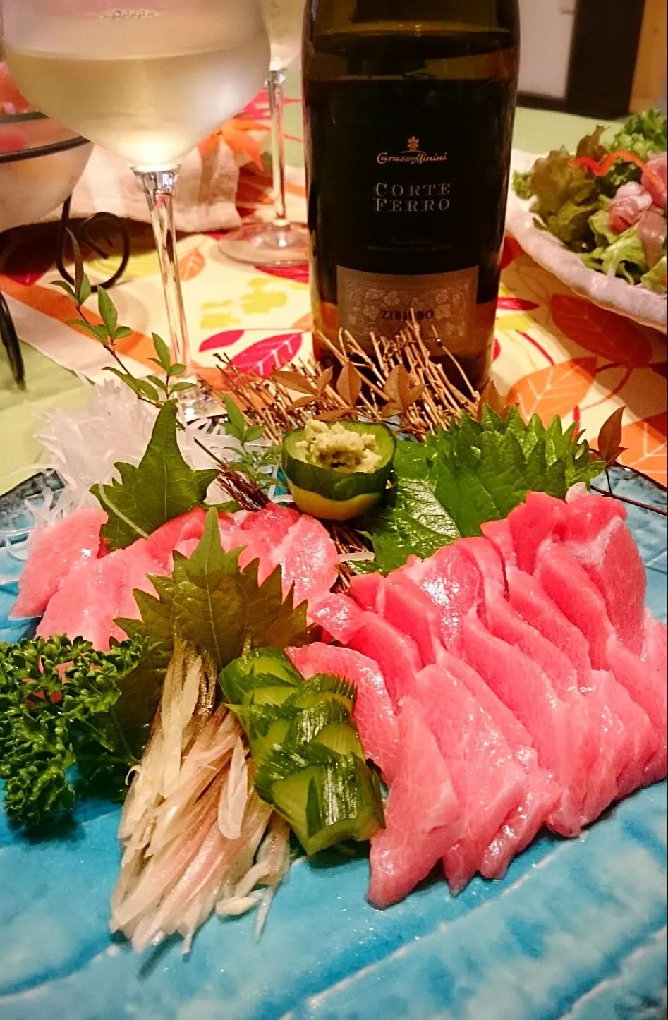 生本マグロ大トロ🐟白🍷で❗Ψ(￣∇￣)Ψ|ナムナムさん