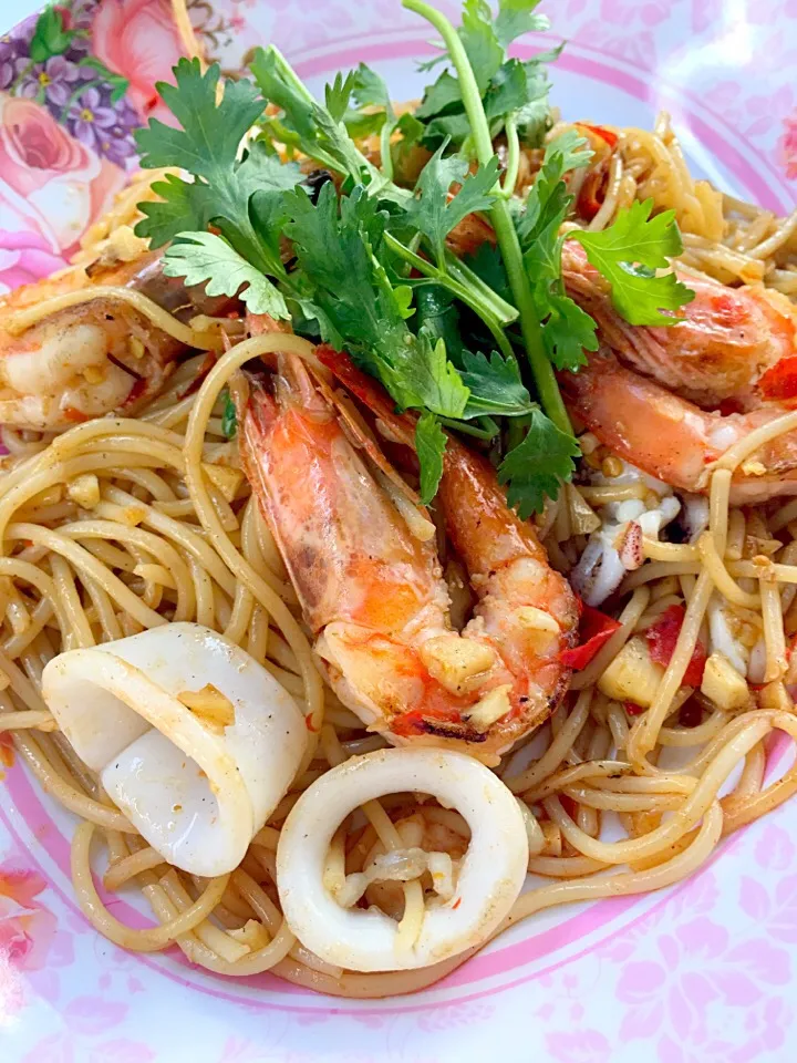 Spaghetti seafood chilli and garlic|Madam Chuoさん