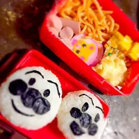 Snapdishの料理写真:2歳児の保育園お弁当^^; すっかり忘れてて制作時間約15分。 クオリティ低いです(´._.`) (好き嫌い激しくて緑がない(´；ω；｀)|みさん