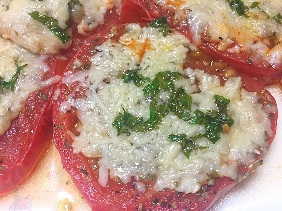 Parmesan tomatoes|Dara Braddockさん