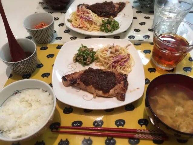 厚切りロースの生姜焼きの晩御飯|ターシャさん