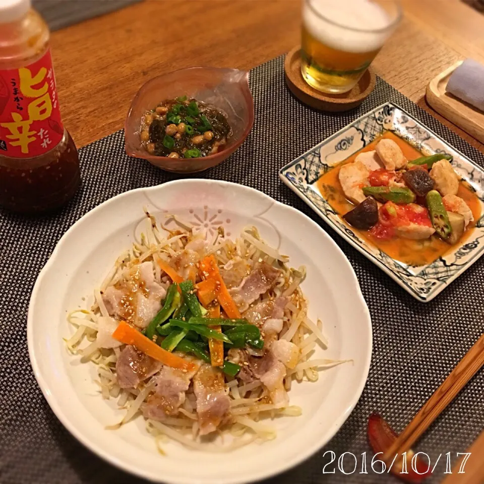 Snapdishの料理写真:鶏むね肉とオクラ、トマトのナンプラー炒め
豚バラともやしの蒸ししゃぶ
もずく納豆|𓇼 Ⓢ Ⓗ Ⓘ Ⓝ Ⓞ Ⓑ Ⓤ 𓇼さん