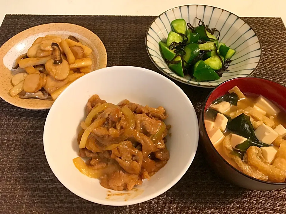 [Weekday Dinner] 生姜焼き/きゅうりの塩昆布和え/エリンギと長芋の炒め物/味噌汁|Marinaさん