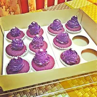 Snapdishの料理写真:purple yam velvet cupcakes|Tezu Ropezuさん