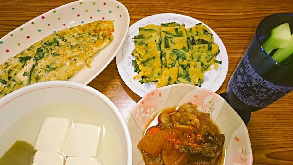 ・牛すじ肉と大根の煮込み
・湯豆腐
・大根菜のオムレツ
・ニラチヂミ
・胡瓜スティック|ようかんさん