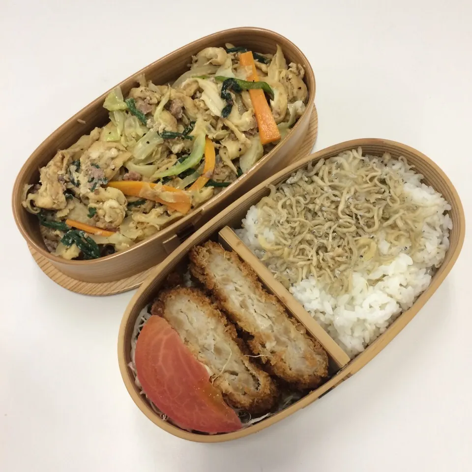 弁当（麩チャンプルー、メンチカツ、トマト、ちりめん山椒）|SasaMasa213さん