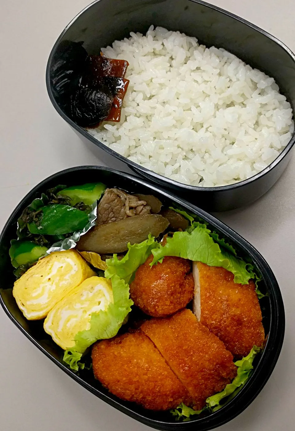 Snapdishの料理写真:10月18日のサラメシは

ササミの甘辛揚げ
だし巻き玉子
牛肉ゴボウ煮
きゅうりの紫蘇の実漬け

です😆|ニッパーさん