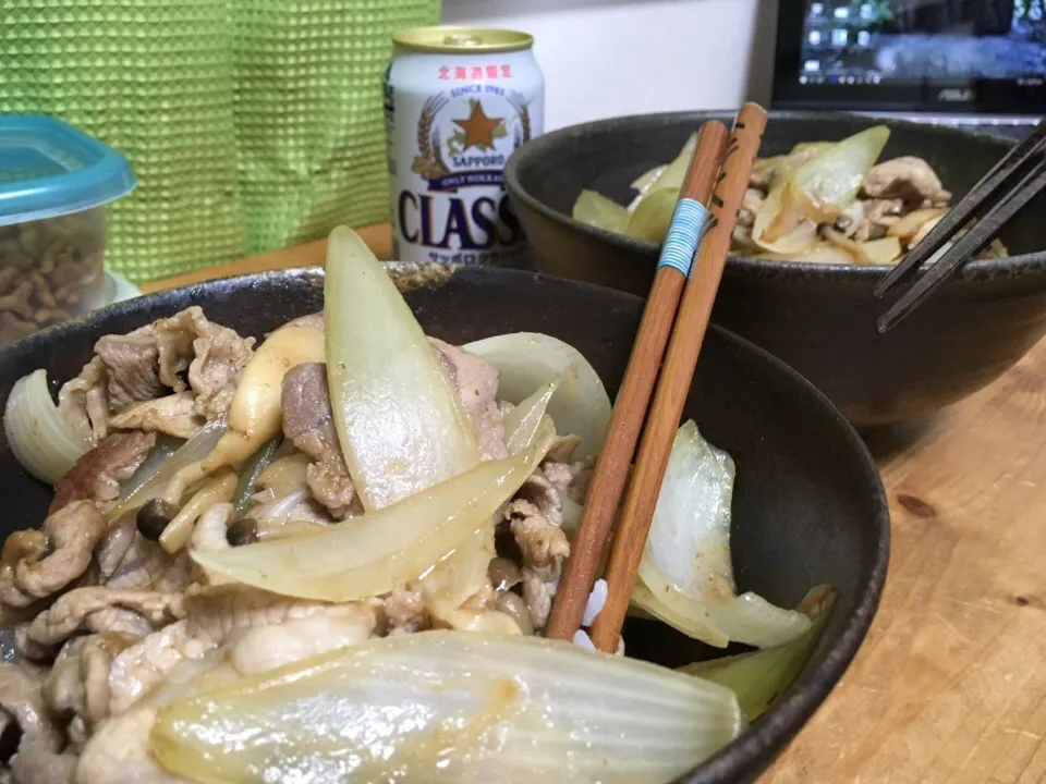 青森のスタミナ源たれでスタミナ丼！登山で疲れてお腹空きすぎて5時台のご夕飯w|もっつぁさん