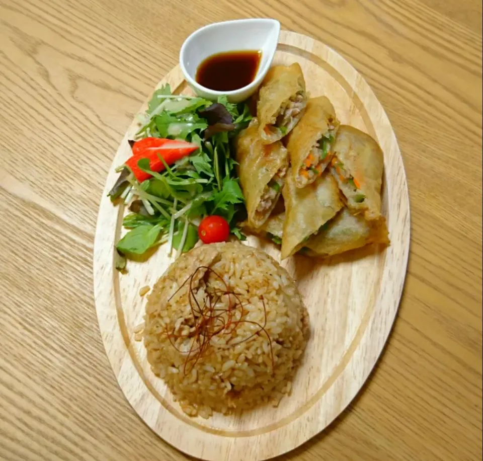 Snapdishの料理写真:『キヨシュンさんの危険！ご飯が進みすぎる豚丼🐷で炒飯』|seri-chanさん