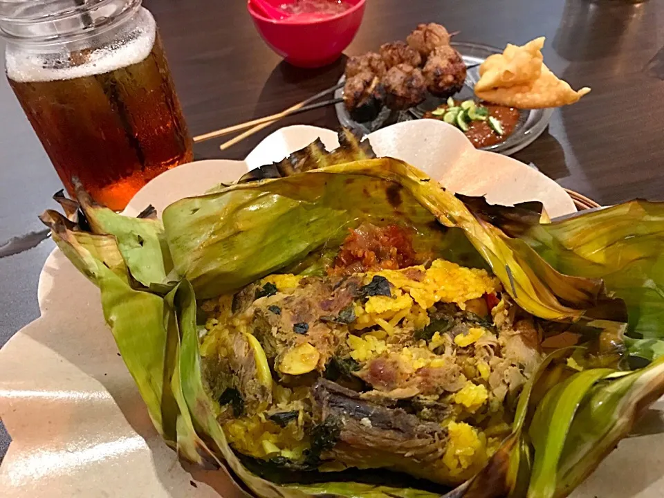 Nasi Bakar Ikan Cakalang|Meliaさん