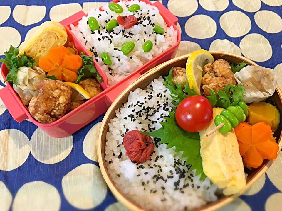 10月19日 🍱旦那さんと次男のお弁当  ☆鳥の唐揚げ ☆焼売 ☆カボチャの煮付け 人参 ☆卵焼き|ショコラさん