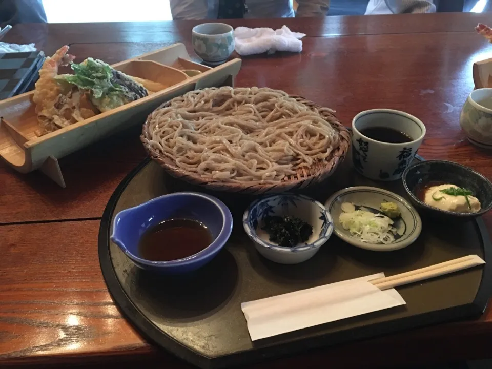 筑波山の途中にあるそば屋さんのざるそば😋|畑田 成治さん