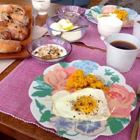 Snapdishの料理写真:幸せな朝食|ななぞうさん