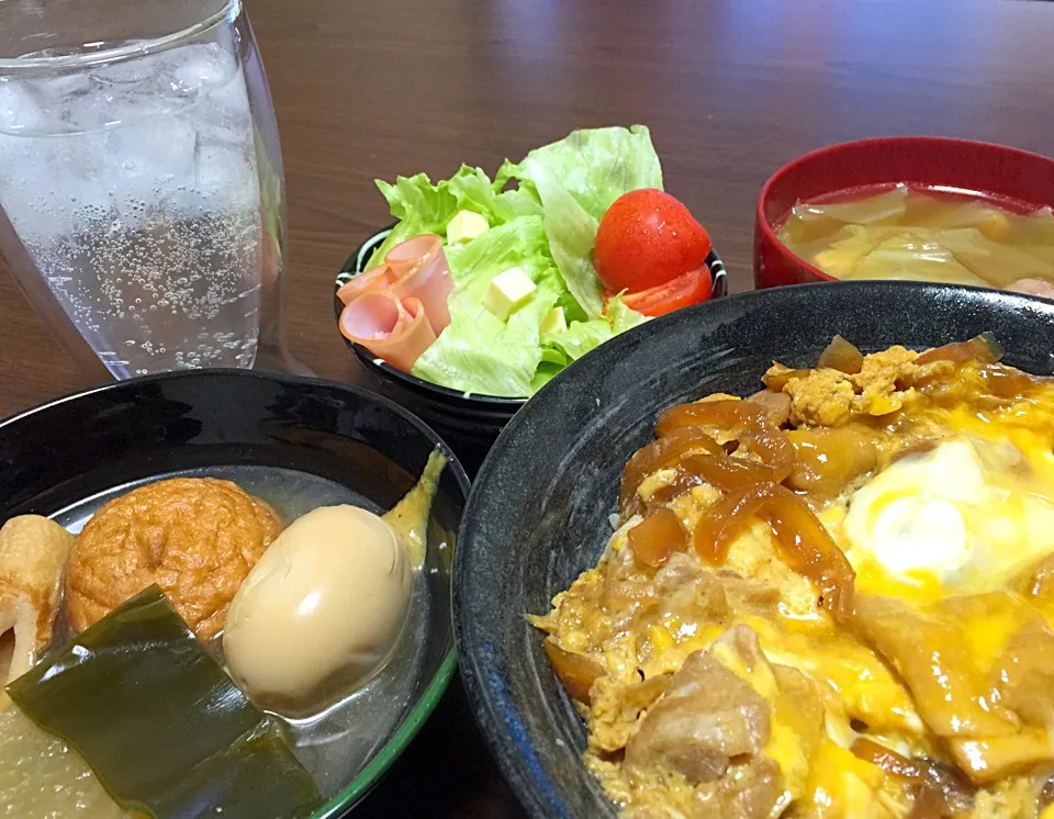 親子丼
おでん
サラダ
キャベツスープ
ストロング|mamiさん