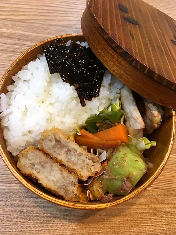 Snapdishの料理写真:旦那さんのお弁当  2016.10.20|Momo Hanaさん