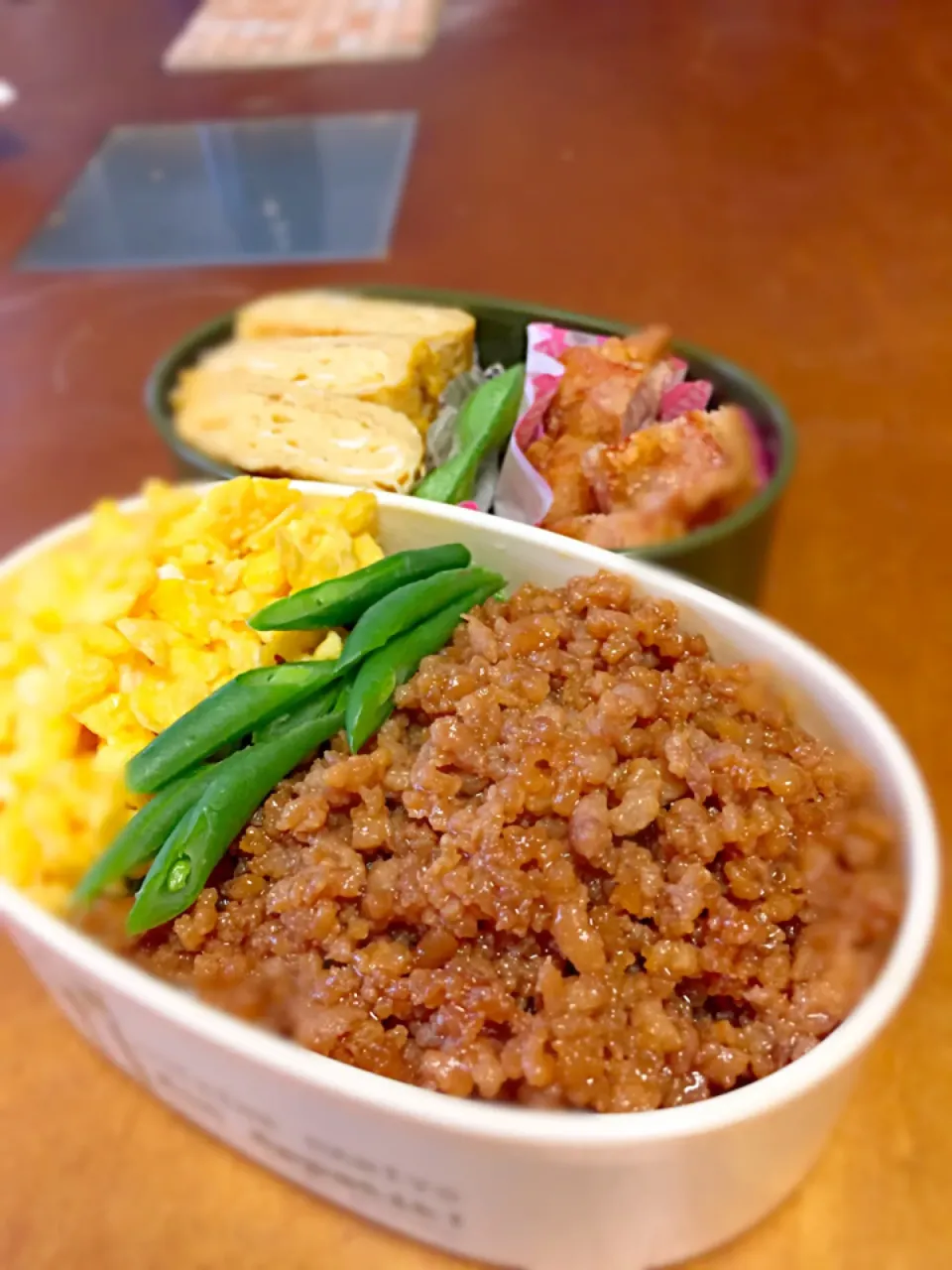 Snapdishの料理写真:そぼろ弁当🍱|Teppei  Urataさん