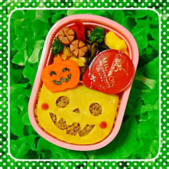 ハロウィン🎃そぼろお弁当|8YUKKO8さん