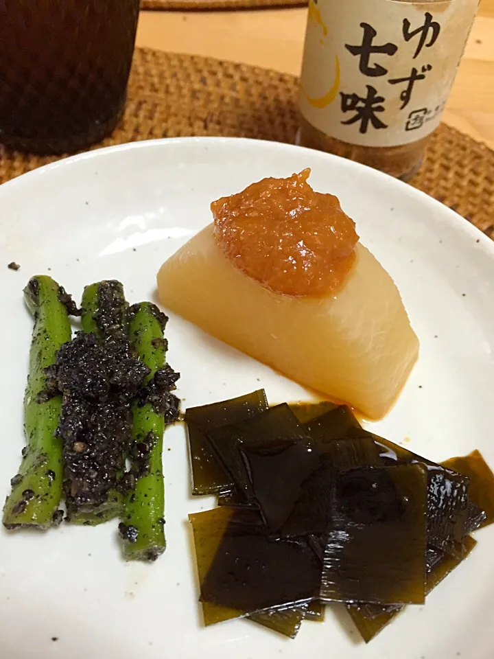 Snapdishの料理写真:ふろふき大根・いんげんの胡麻和え・昆布の佃煮|satoeさん