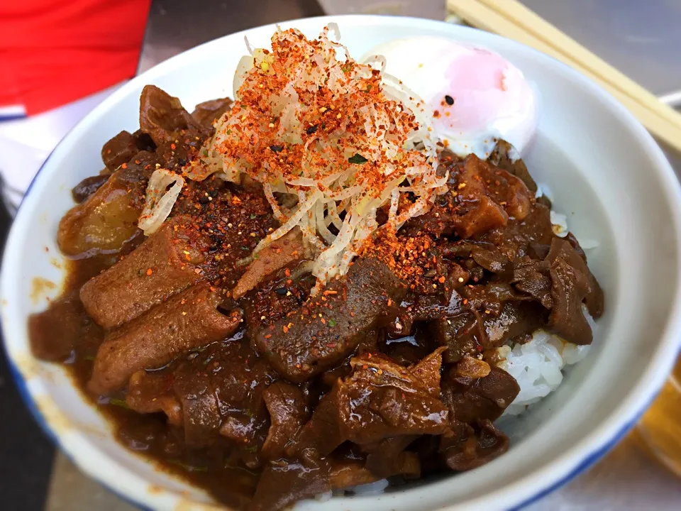 煮込み丼 半熟卵のせ|内田　誠さん