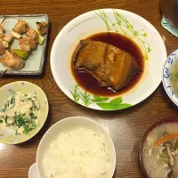 Snapdishの料理写真:カレイの煮付け定食|アスカさん