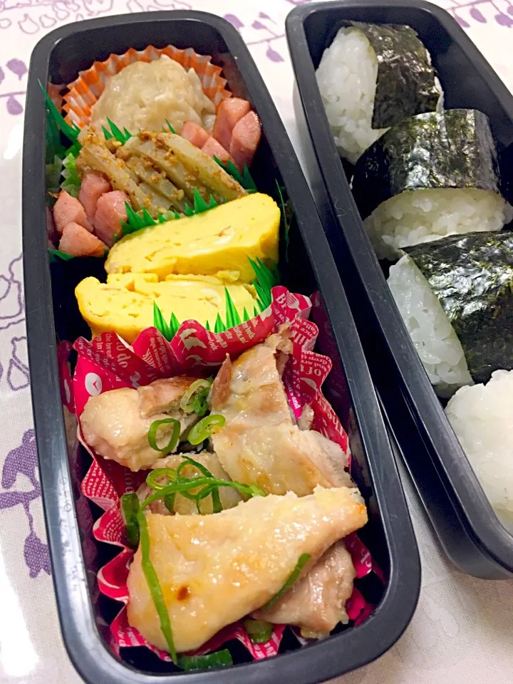 Snapdishの料理写真:息子お弁当 ねぎ塩チキン、だし巻き卵、蓮根胡麻和え、しゅうまい、ウィンナー|keitakumamaさん