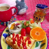 Snapdishの料理写真:10月21日の朝ごはん
エッグトースト|miimaさん