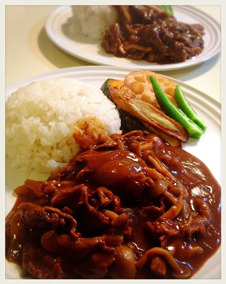 Snapdishの料理写真:ハヤシライス。Hashed Beef with Rice|toyamadaさん