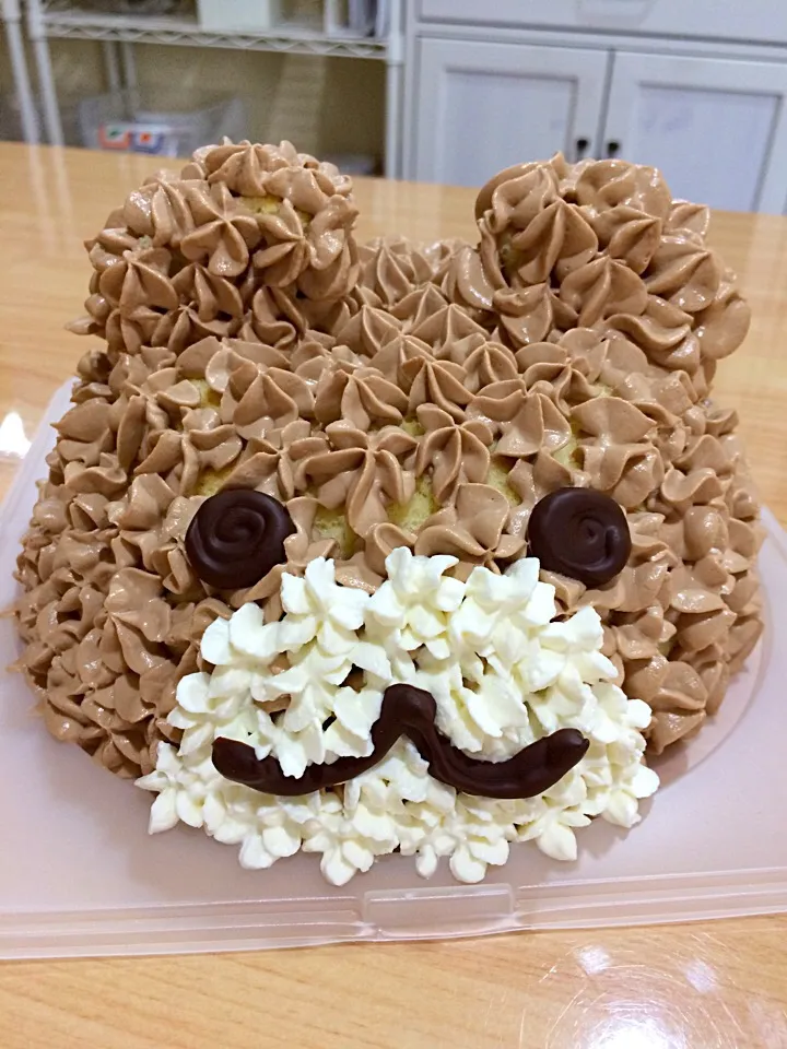 クマさんケーキ🐻🎂だよ〜(*^_^*)|Akemi Alexandruさん