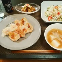 Snapdishの料理写真:セロリのミニギョーザ#セロリ#ギョーザ#セロリギョーザ|pokke0725さん