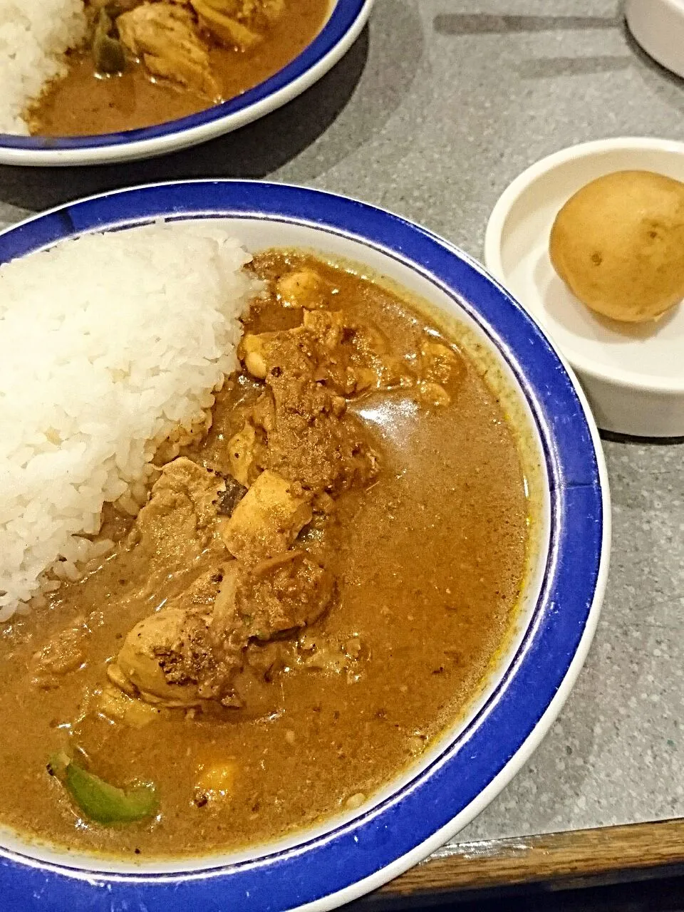 神保町・エチオピアのチキンカレー|すーさん