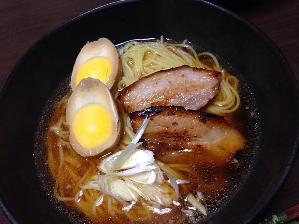 醤油ラーメン|こんこんさん