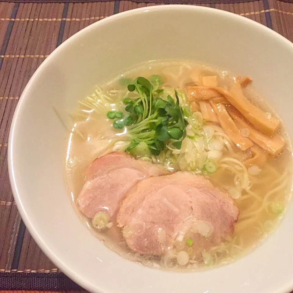 Snapdishの料理写真:鯛塩ラーメン|黒澤 真生さん